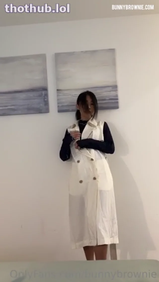 Bunnybrownie petite asian fucked and facial