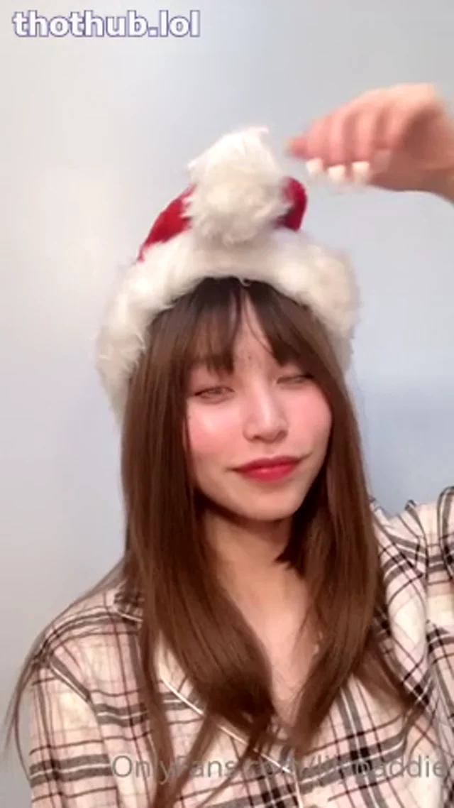 Lilypaddie STRIP TEASE