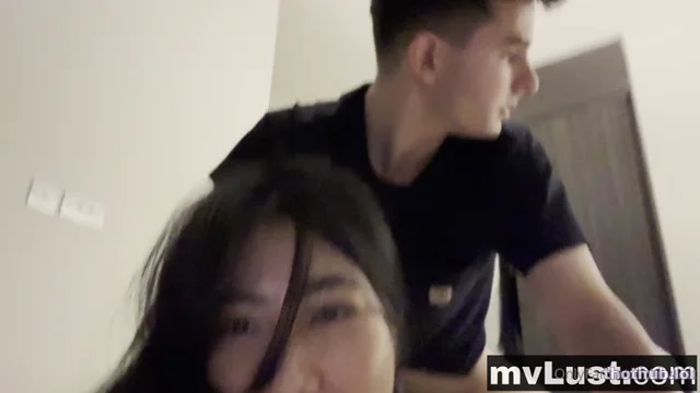 Lovrese big dildo orgasm