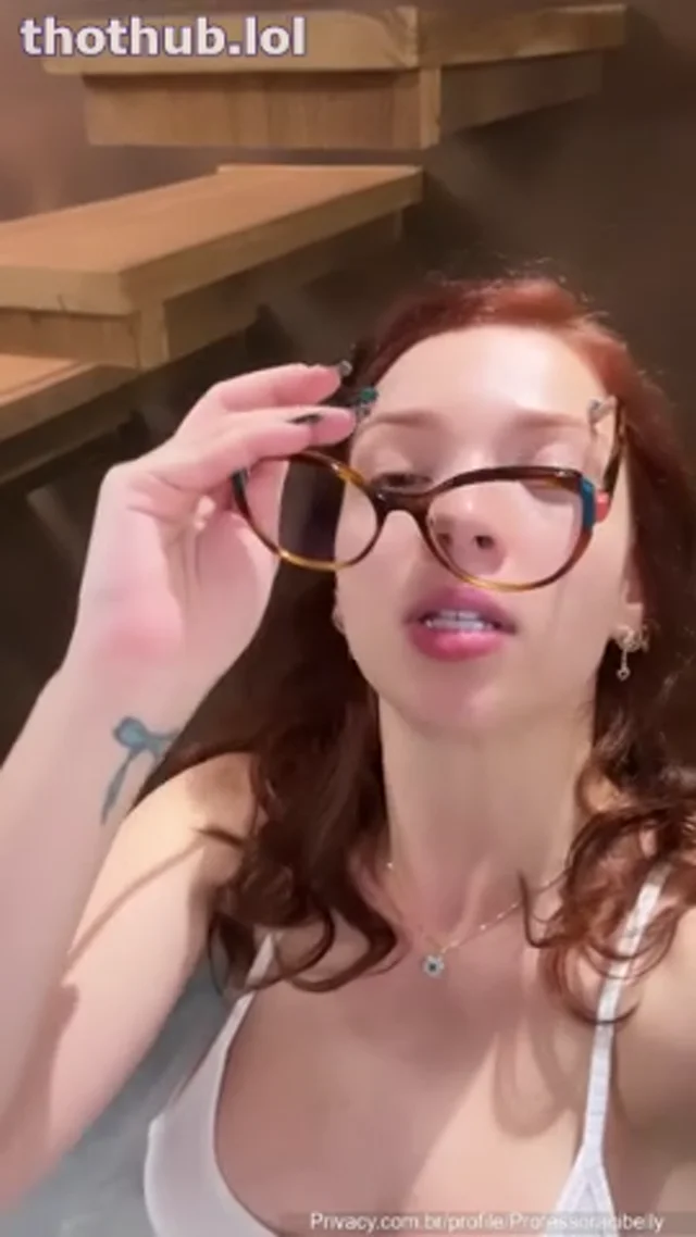 Professora Cibelly Ferreira