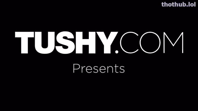 Ariana and Vicki share a cock