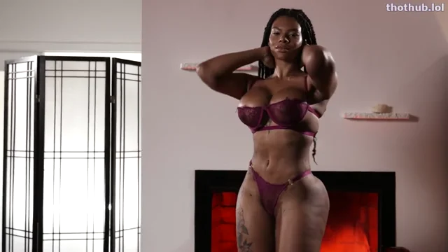 Halle Hayes – Lush female enjoys a black cock