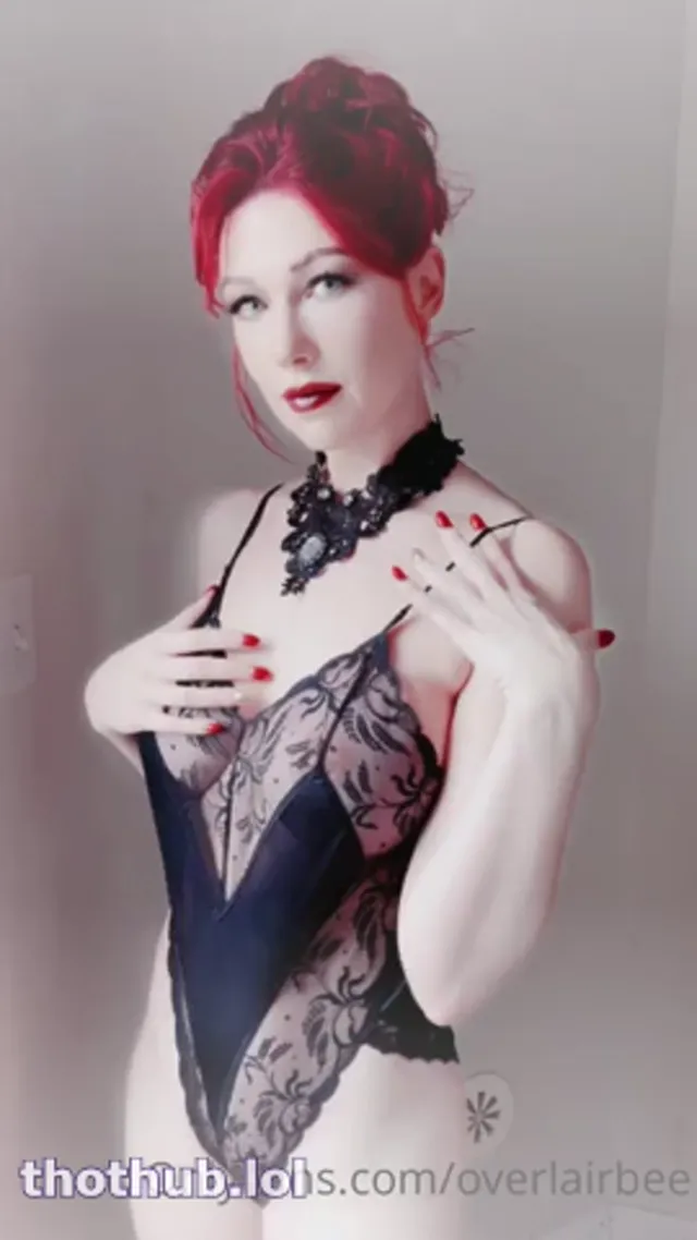 Overlairbee – OnlyFans Happy new year everyone
