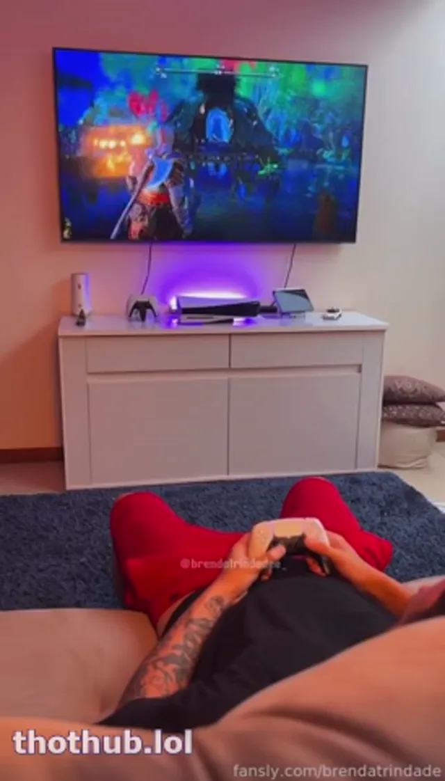 Brenda Trindade Blowjob