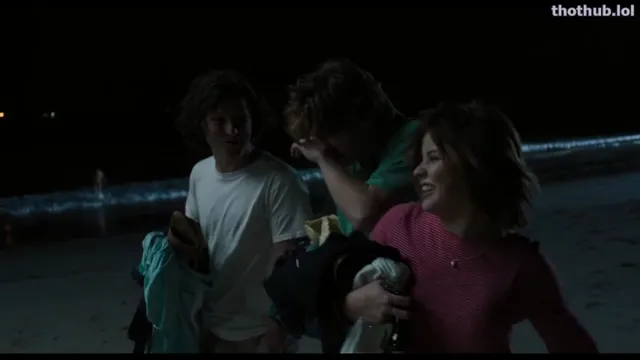 Jennifer Lawrence-No Hard Feelings_Naked & Twerk Scenes