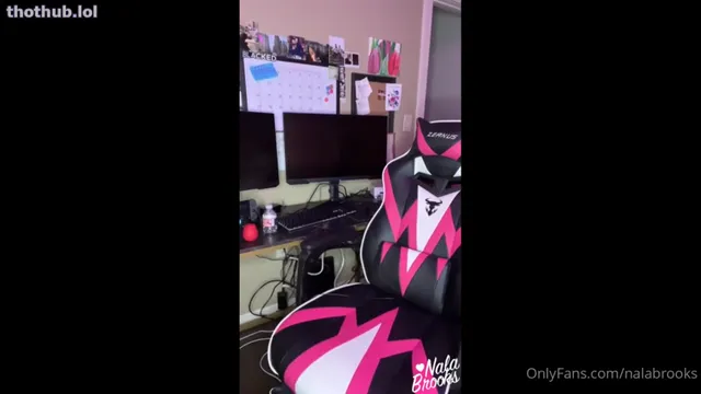 Nala Brooks – Gamer Girl Cosplay Dildo Suck And Fuck