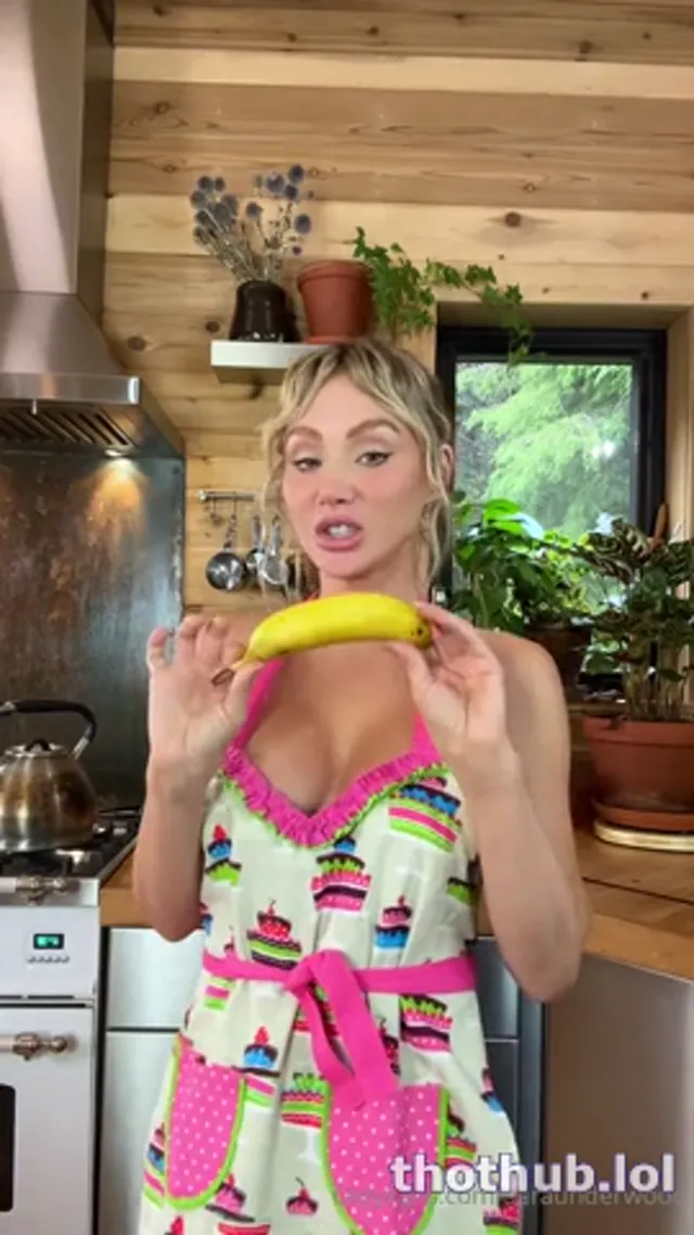 Sara Jean Underwood Banana Suck