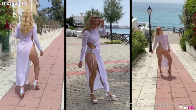 IviRoses Public Photoshoot in White