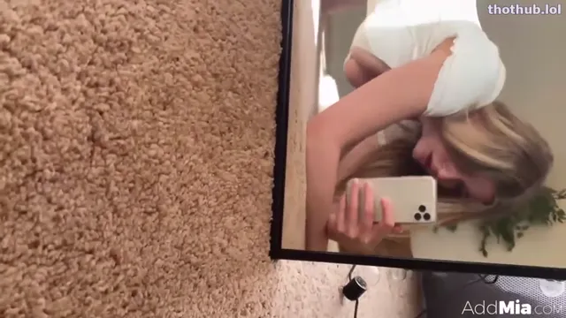 Mia melano 2