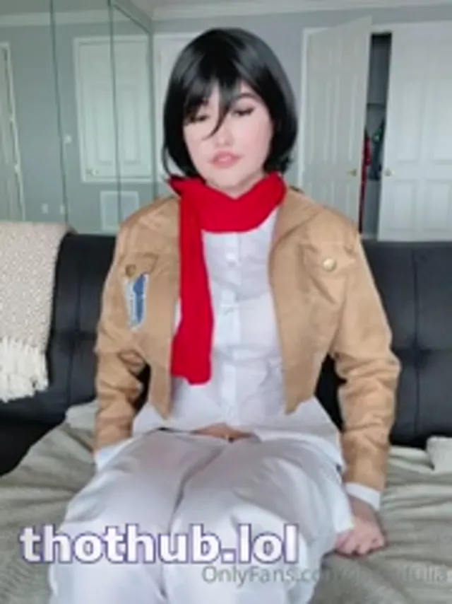 Lilwaifulia mikasa cosplay