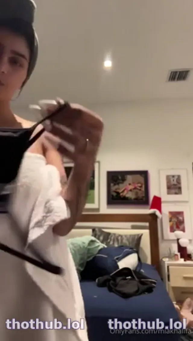 MIA khalifa