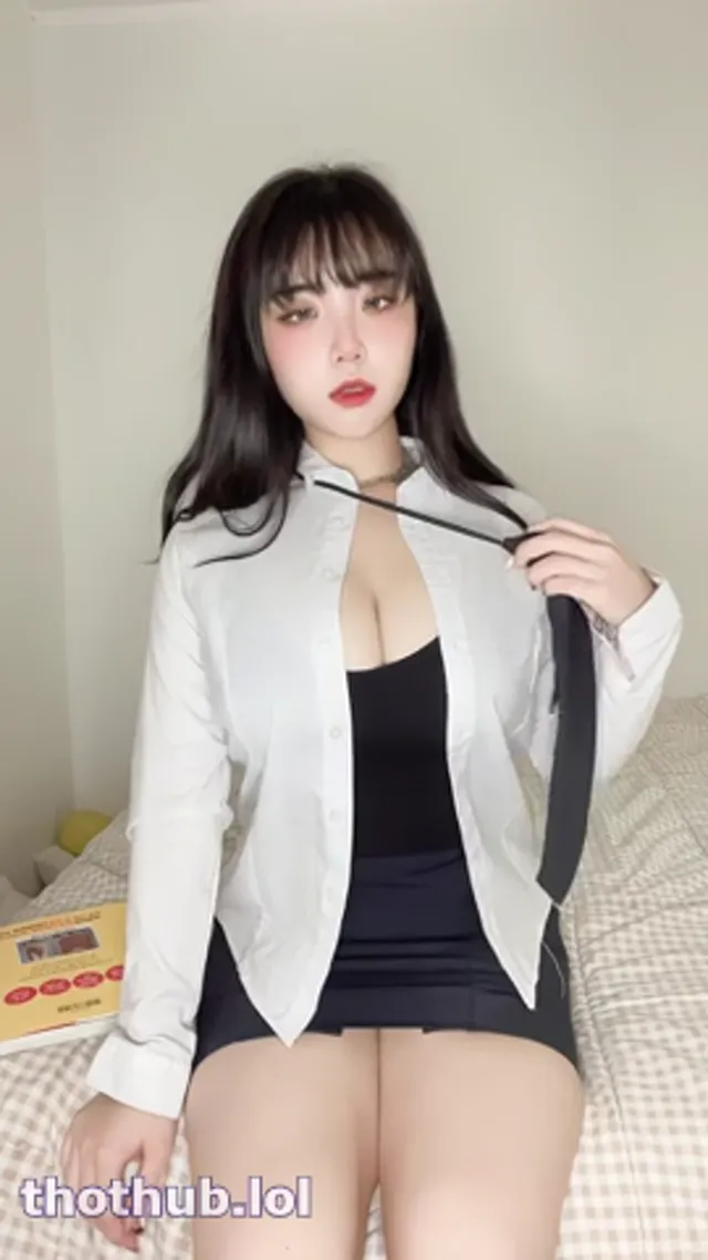 Echih Sexy Striptease
