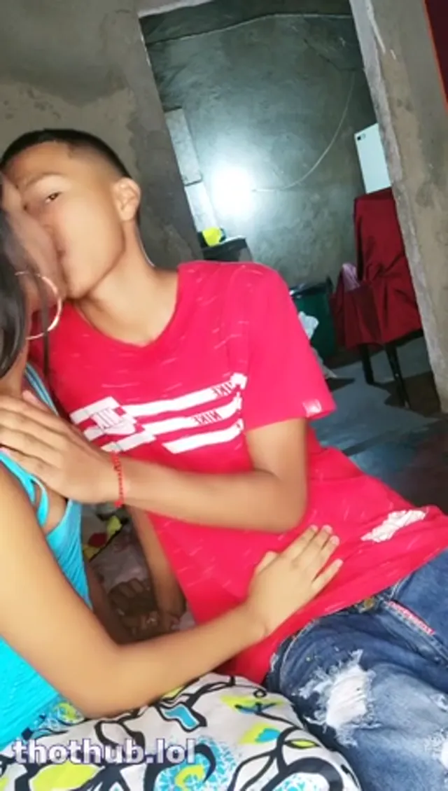 Petites latinos follando