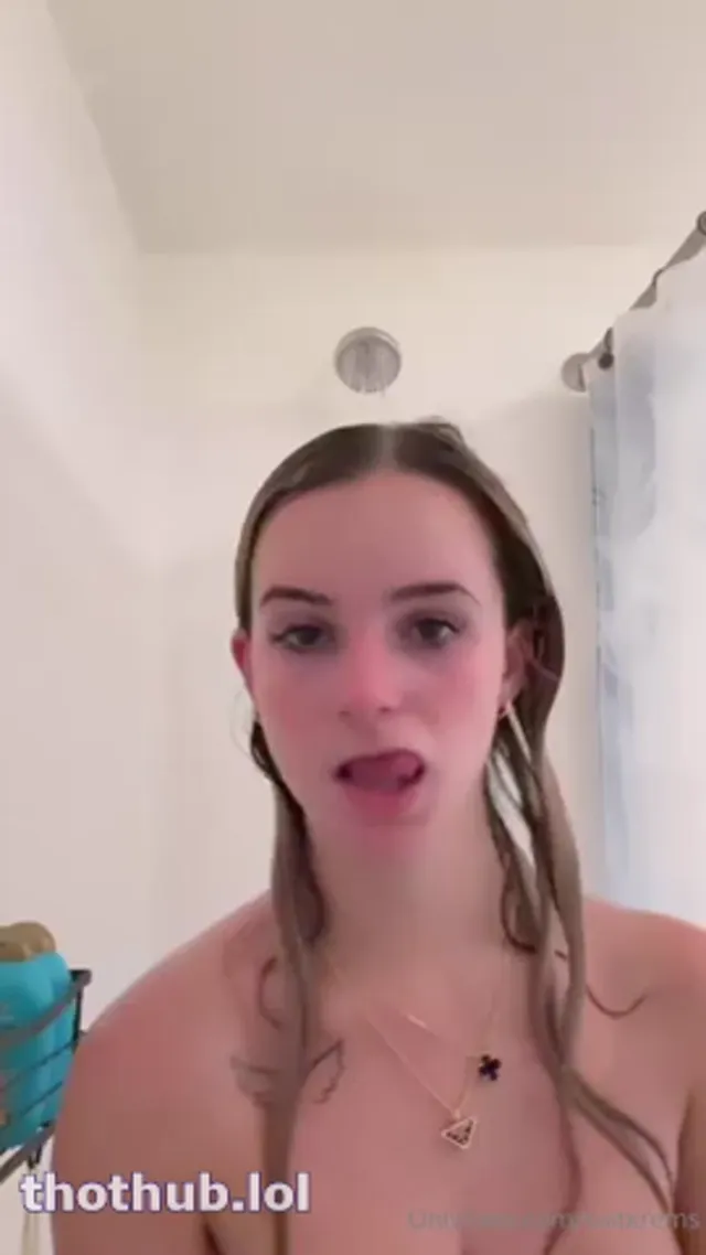 Kaitlyn krems in shower
