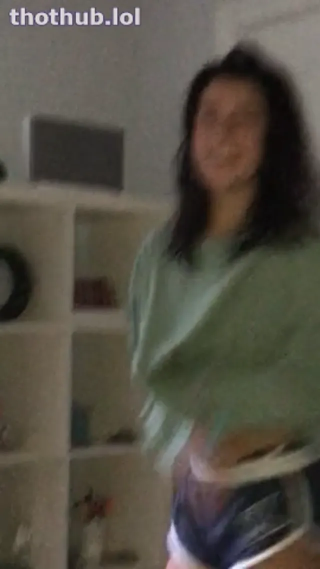 Charli damelio flash/twerk