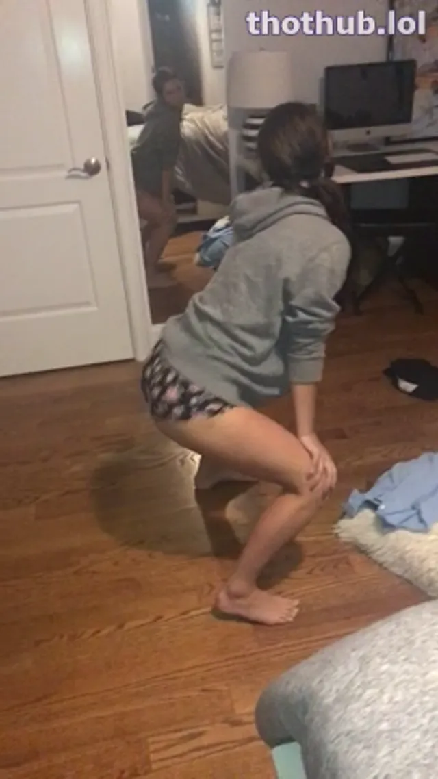 Charli damelio twerk