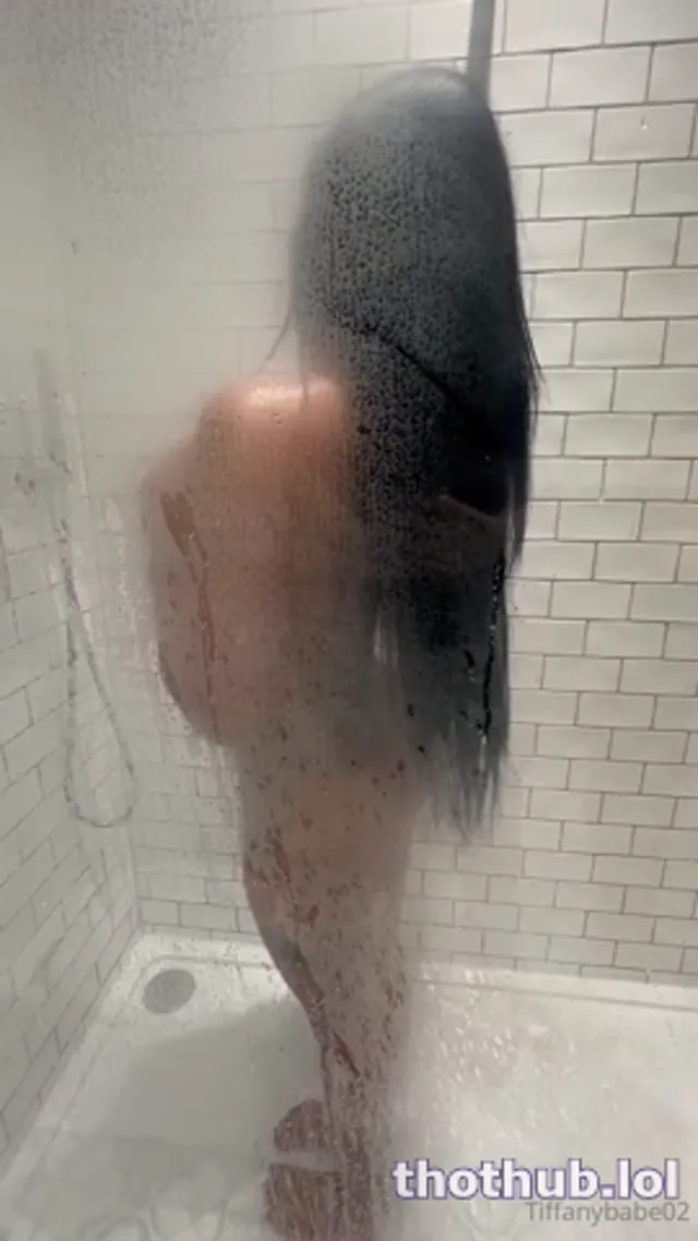 T.B.O2.OF – Yasmina Dirty Shower