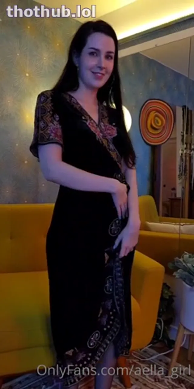 Aella_girl