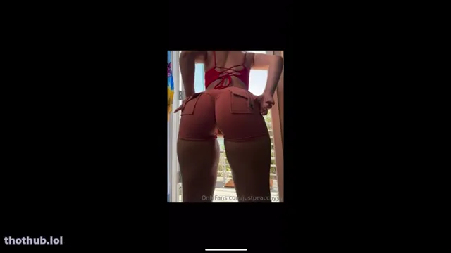 Amariah Morales showing ass
