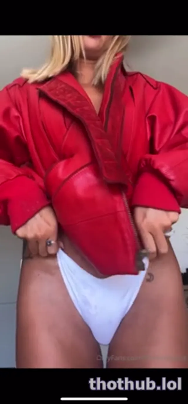 Mathilde tantot pop twins pussy