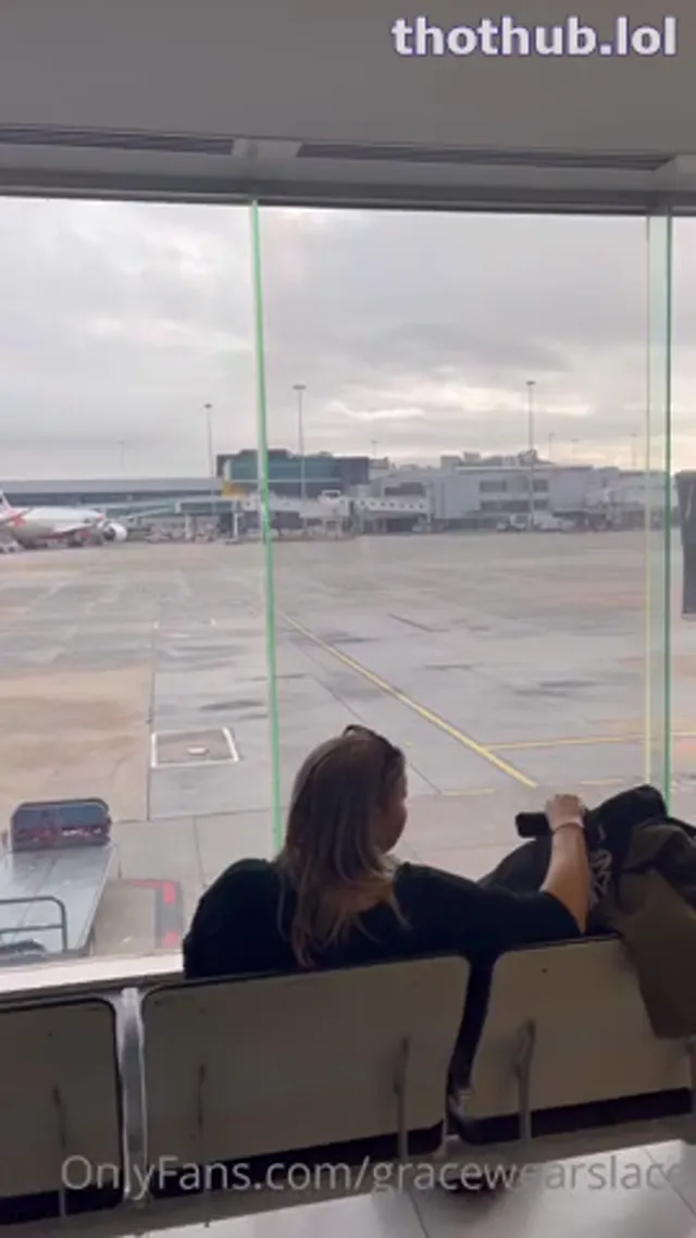 Gracewearslace Airport Sextape Video Leaked