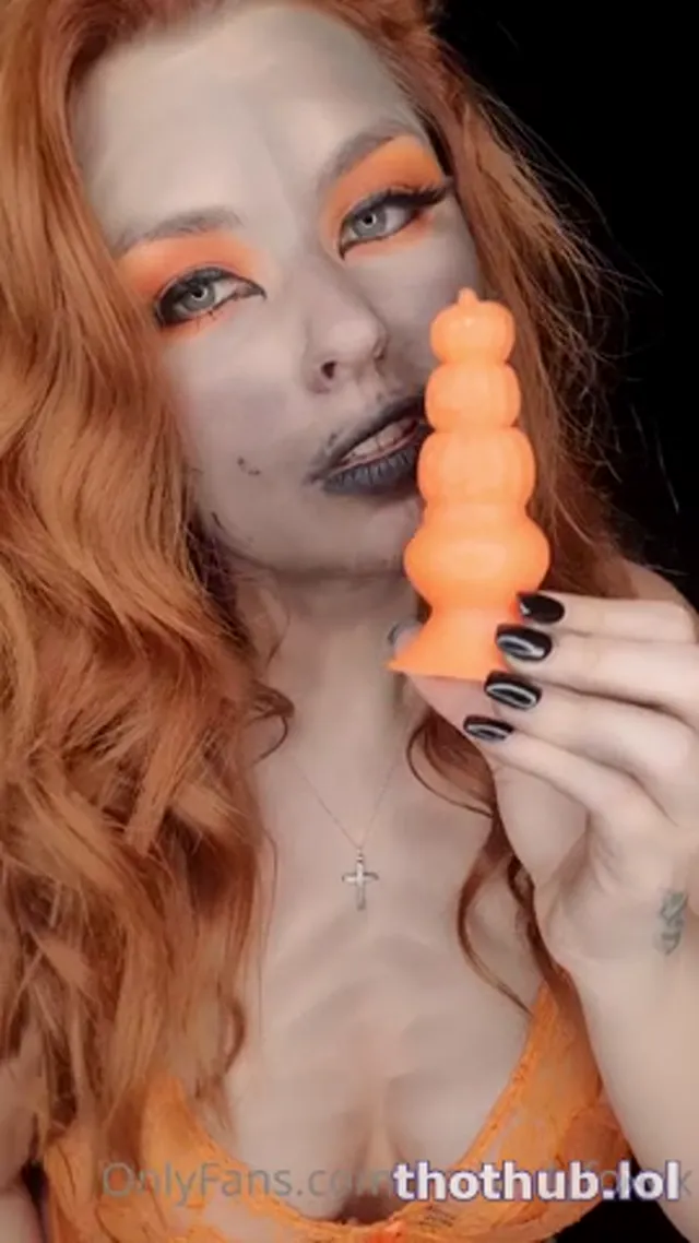 M.F OF – Orange Solo