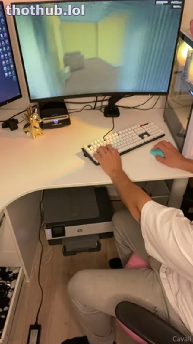 Lilith cavaliere lap dance