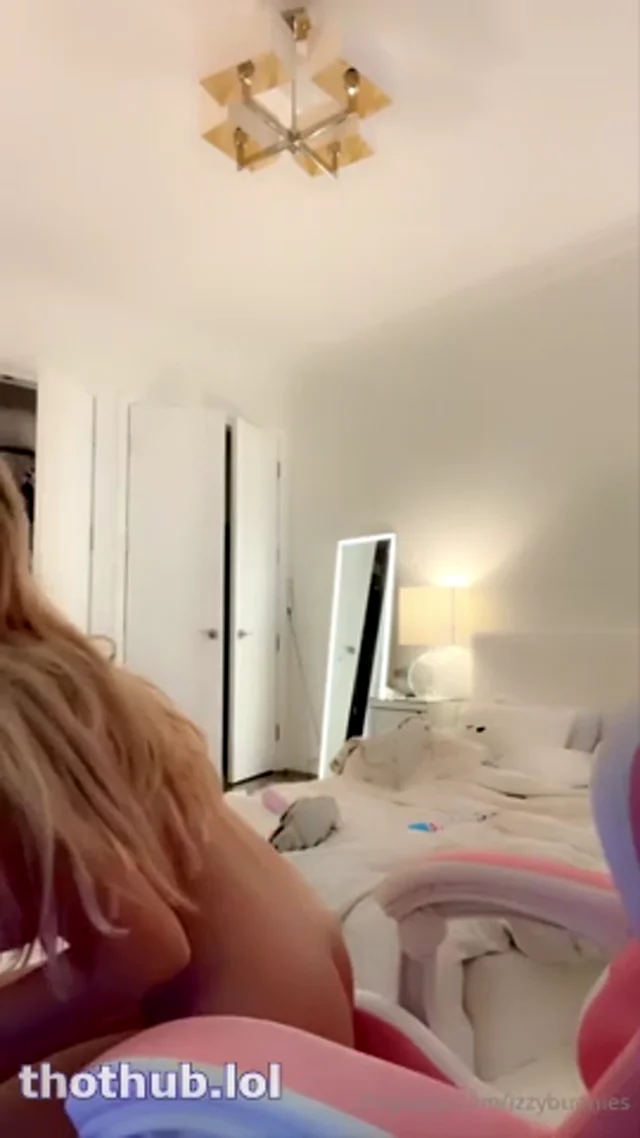 W.M OF – Gamer Chair Orgasm