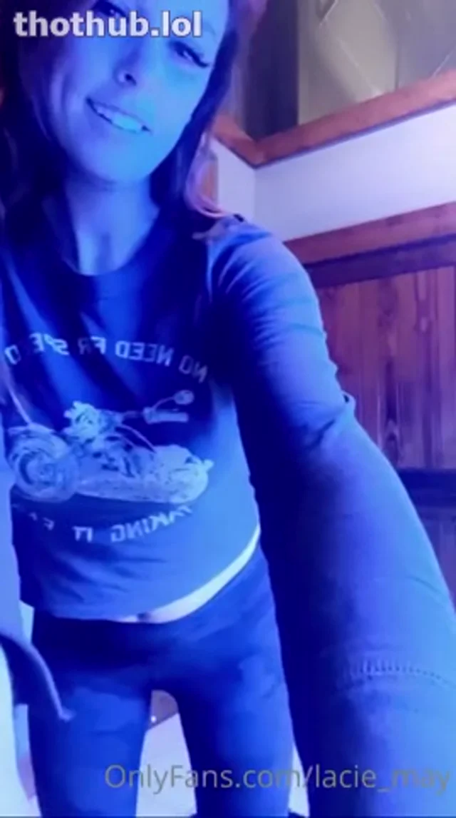 L.M OF – Blue Striptease