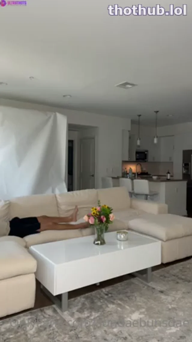 Mia Falls Rough Fuck With Cumshot