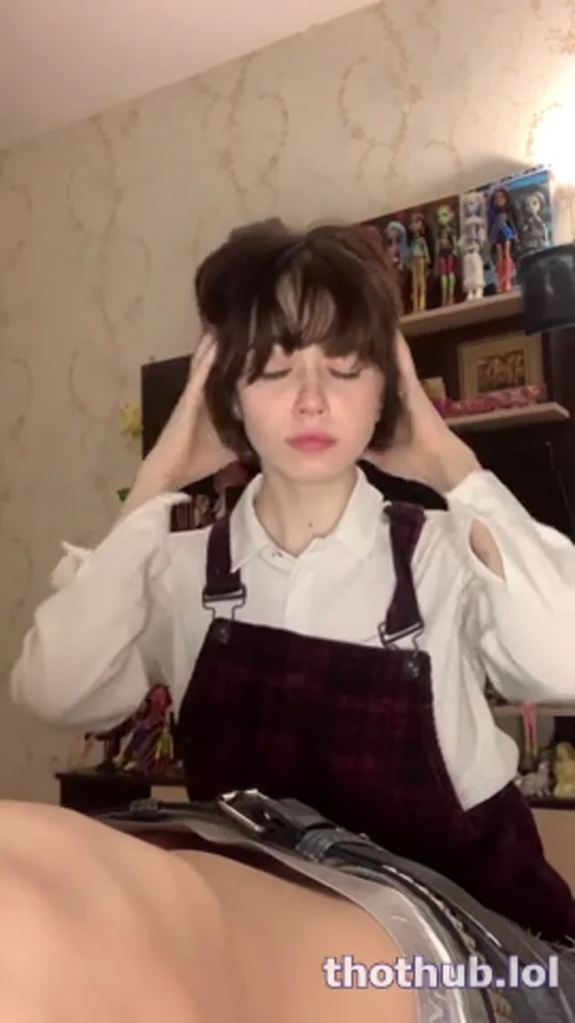 YourSmallDoll blowjob