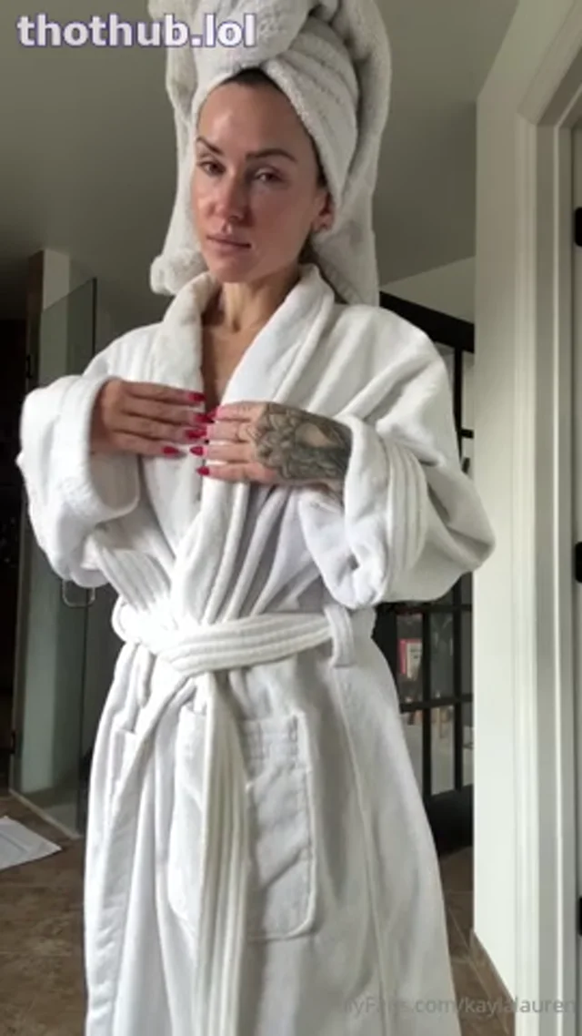 Kayla Lauren Robe Oil