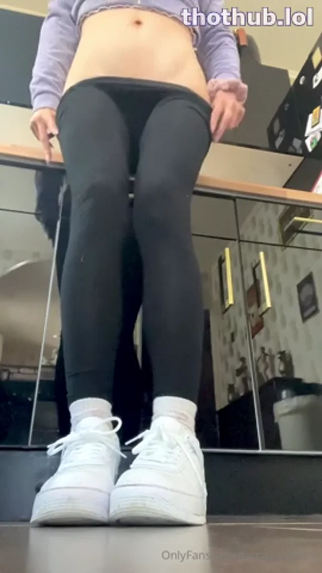 Larna kitchen squirt solo