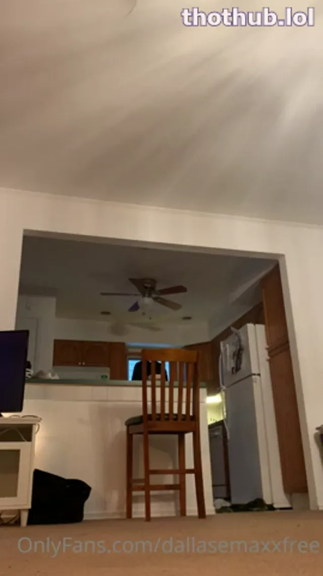 Dallas Max so hot dance