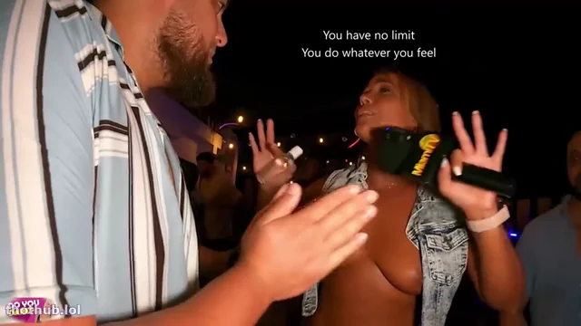 Aggresively fingering