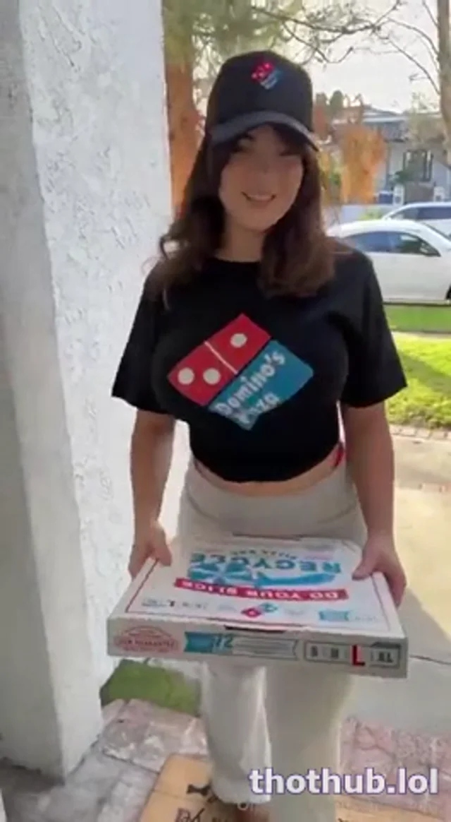 Salarrea Pizza delivery sex tape