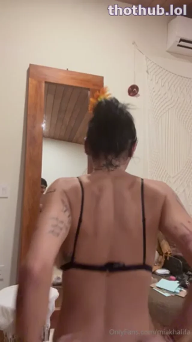 Mia Khalifa new shower bare tits ppv