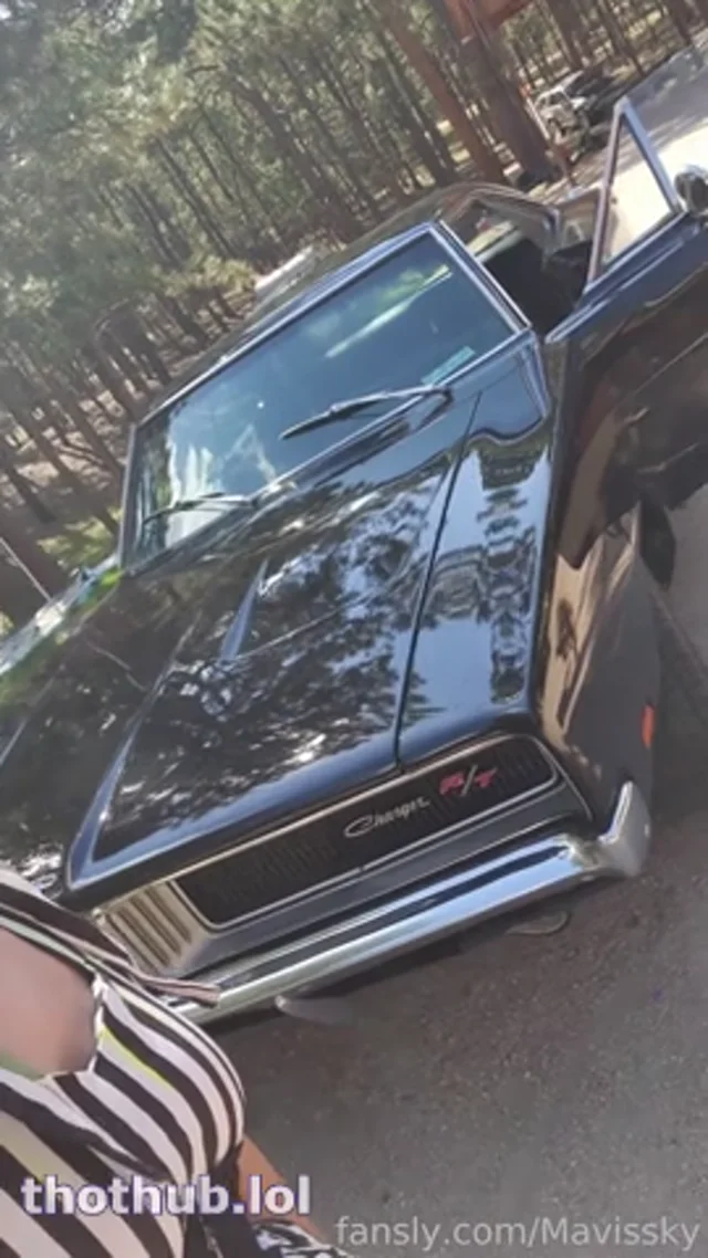 MAVIS SKY CAR MASTURBATION