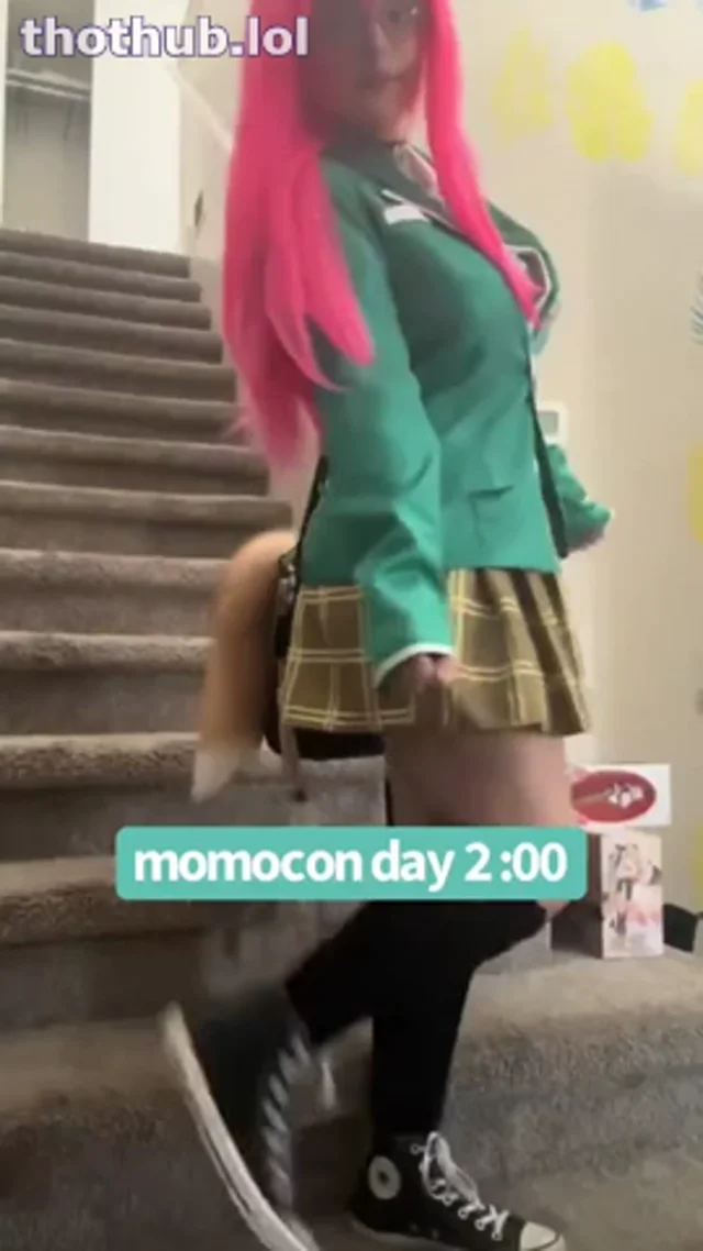 Vixibun Best Tits at Momocon