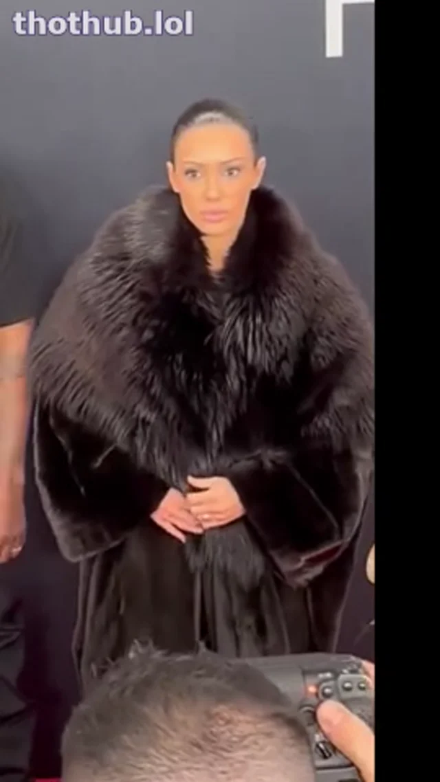 Bianca Censori seethrough