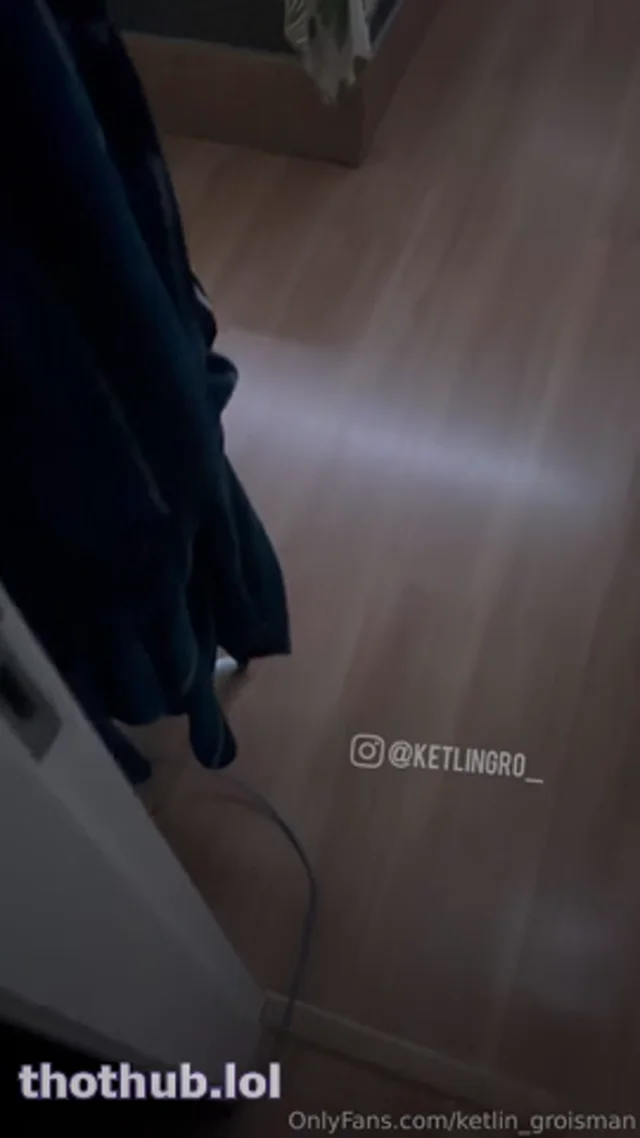 Ketlin Groisman solo voyeur