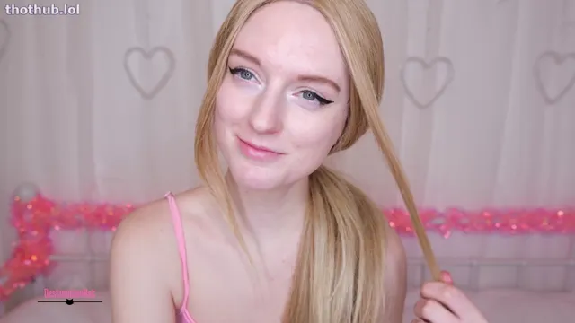 DestinationKat – Kisses While You Stroke