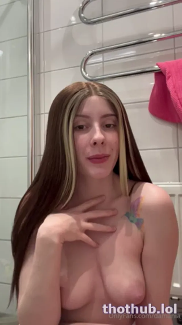 Damania Sits on Your Face