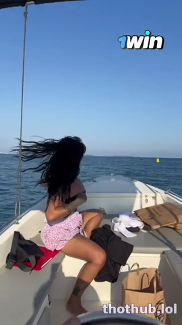 Yasmina Khan, Troy Francisco – Fuck on a Boat in the South of France