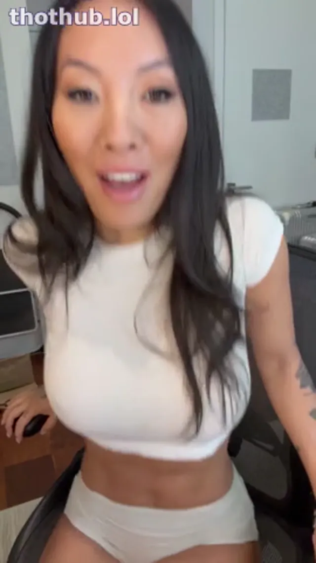 ASA AKIRA – DO YOU LIKE MY SOCKS?