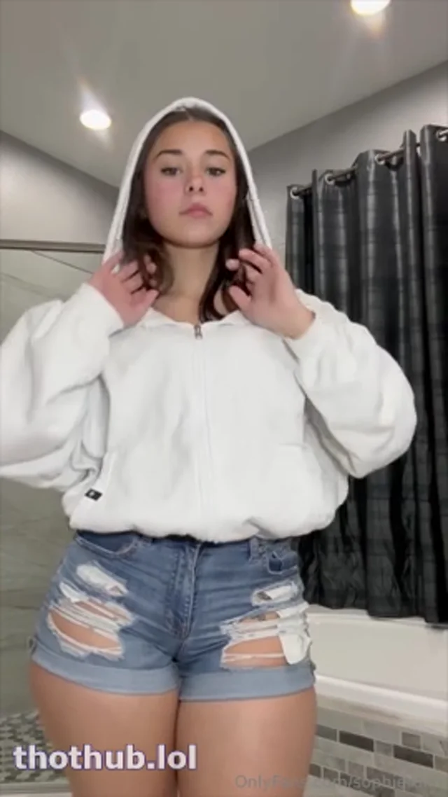Sophieraiin big ass in jean shorts