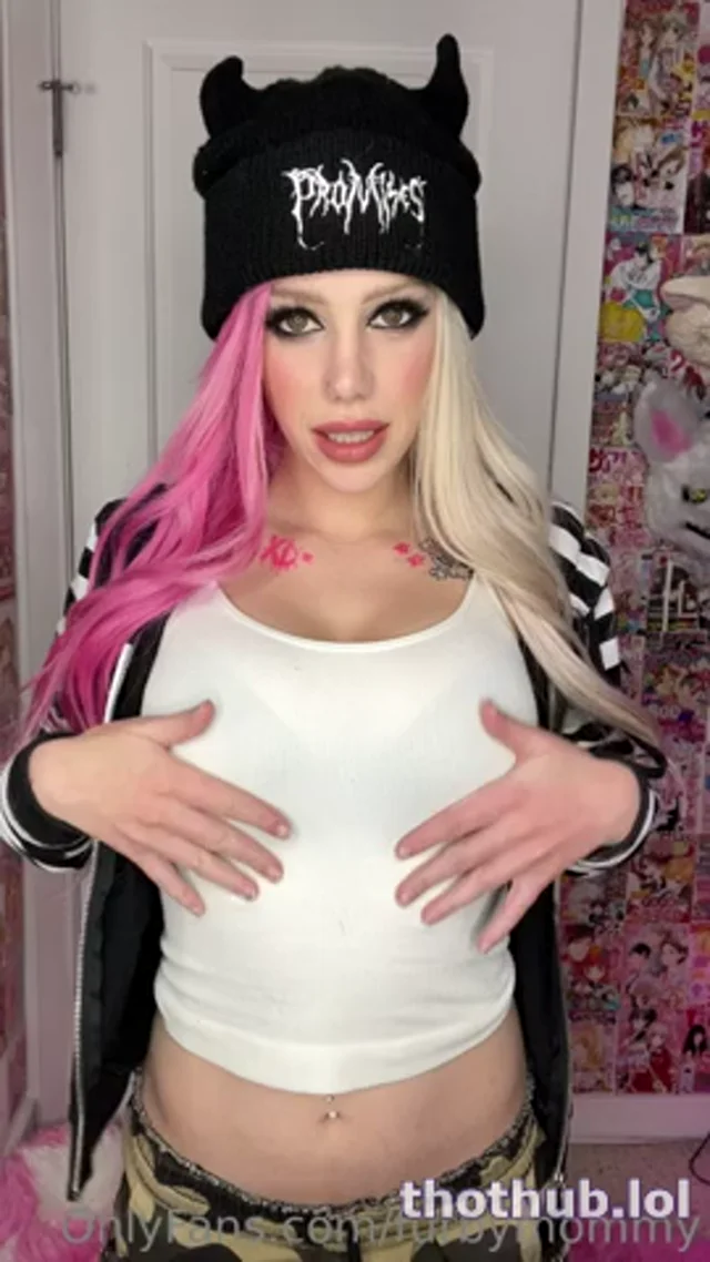 Avery – Daddy Tease