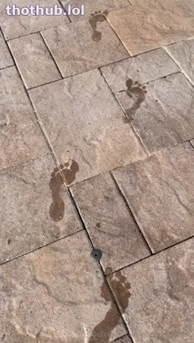 Christina Khalil Free to use