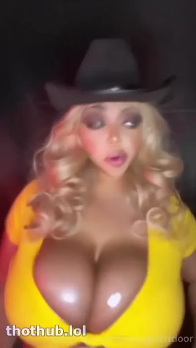 Nix.Did.It.Again huge tits nude cowgirl