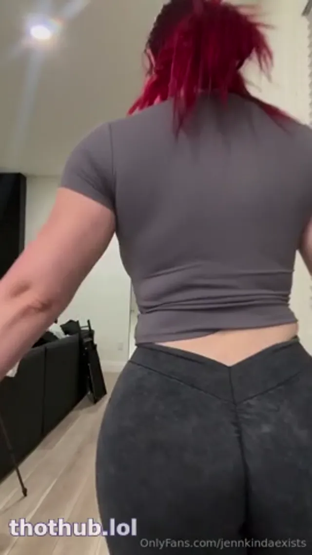 Jennkindaexist gif
